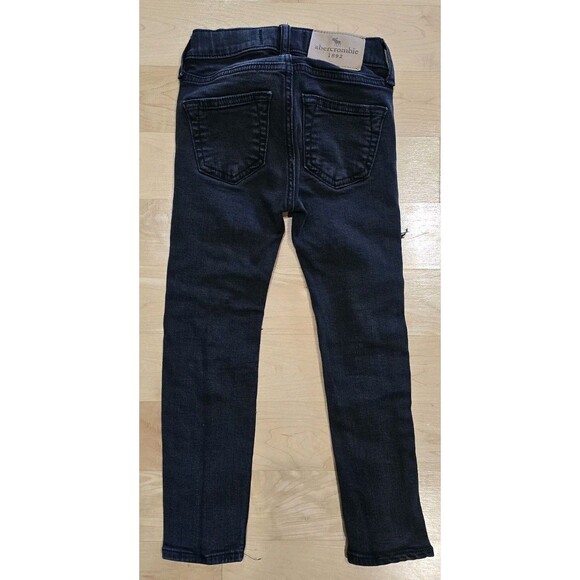 BLACK ABERCROMBIE DISTRESSED SLIM JEANS BOYS - SIZE 5/6 - Picture 5 of 6